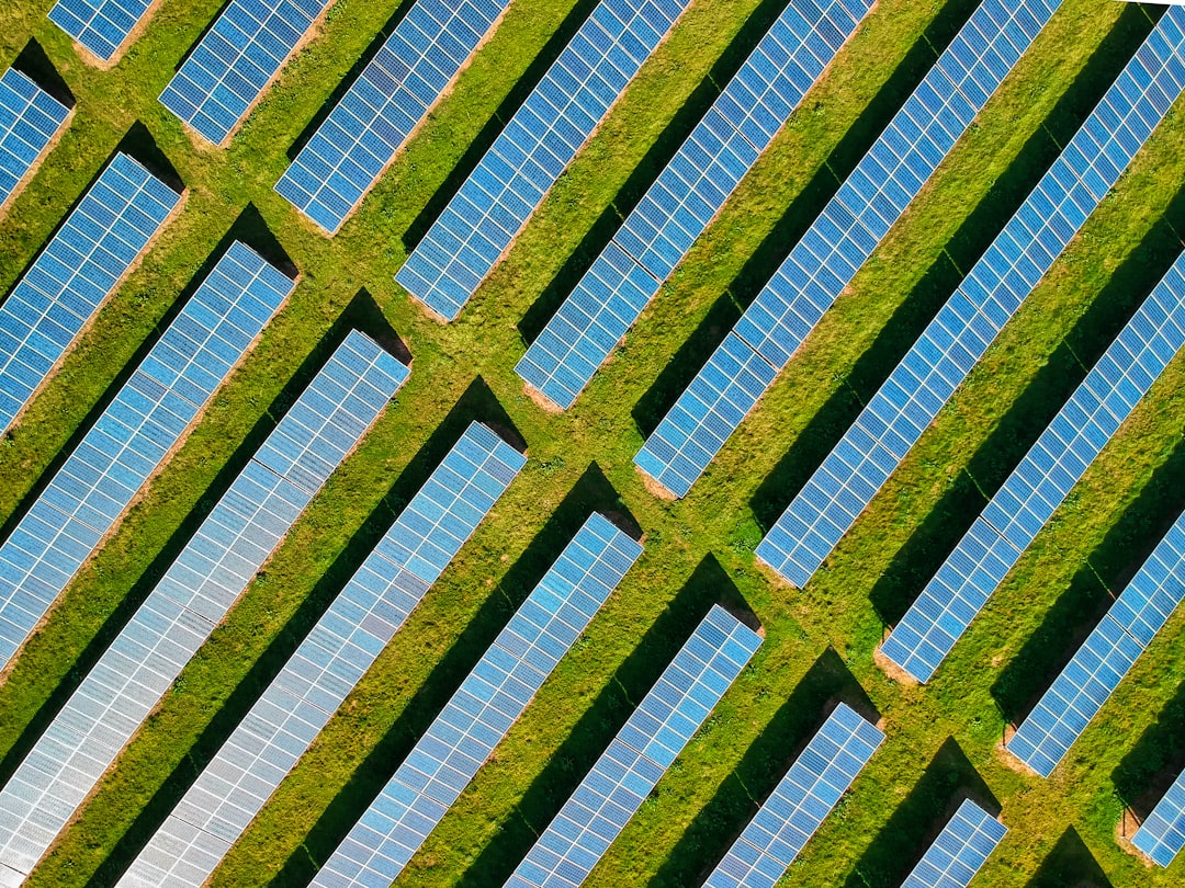 Energiebesparing thuis en op het werk: zo pak je het aan