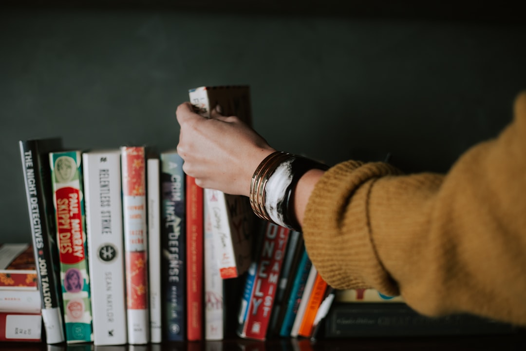 Boeken bestseller 2025: dit lezen de meeste mensen nu