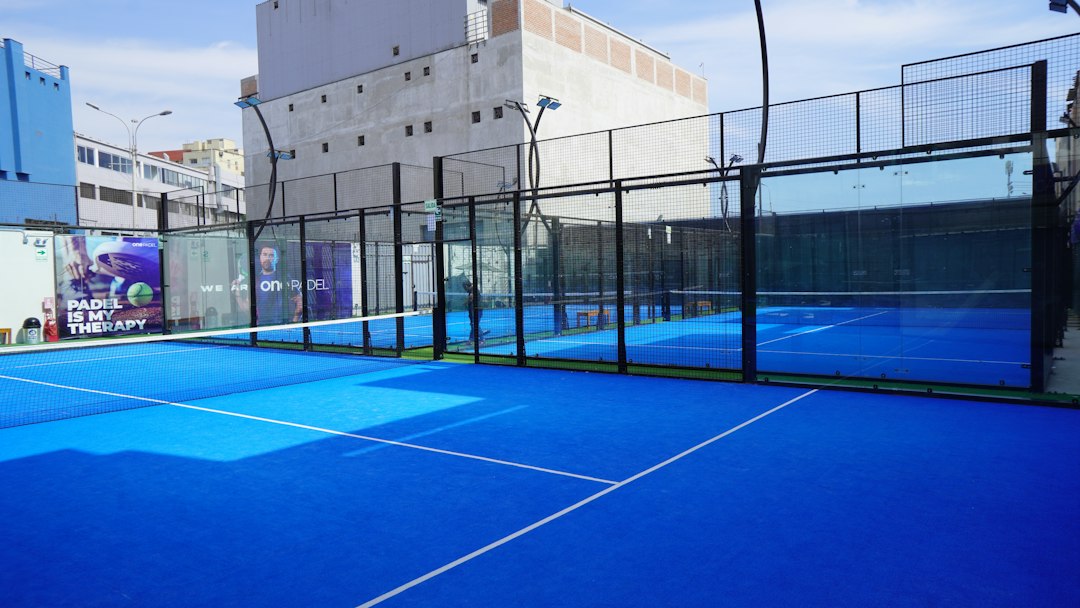Verschil tussen padel en tennis: dit zijn de belangrijkste verschillen