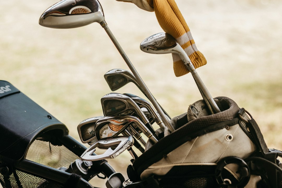 Caddie in golf: wat is het en wat doet een caddie precies?